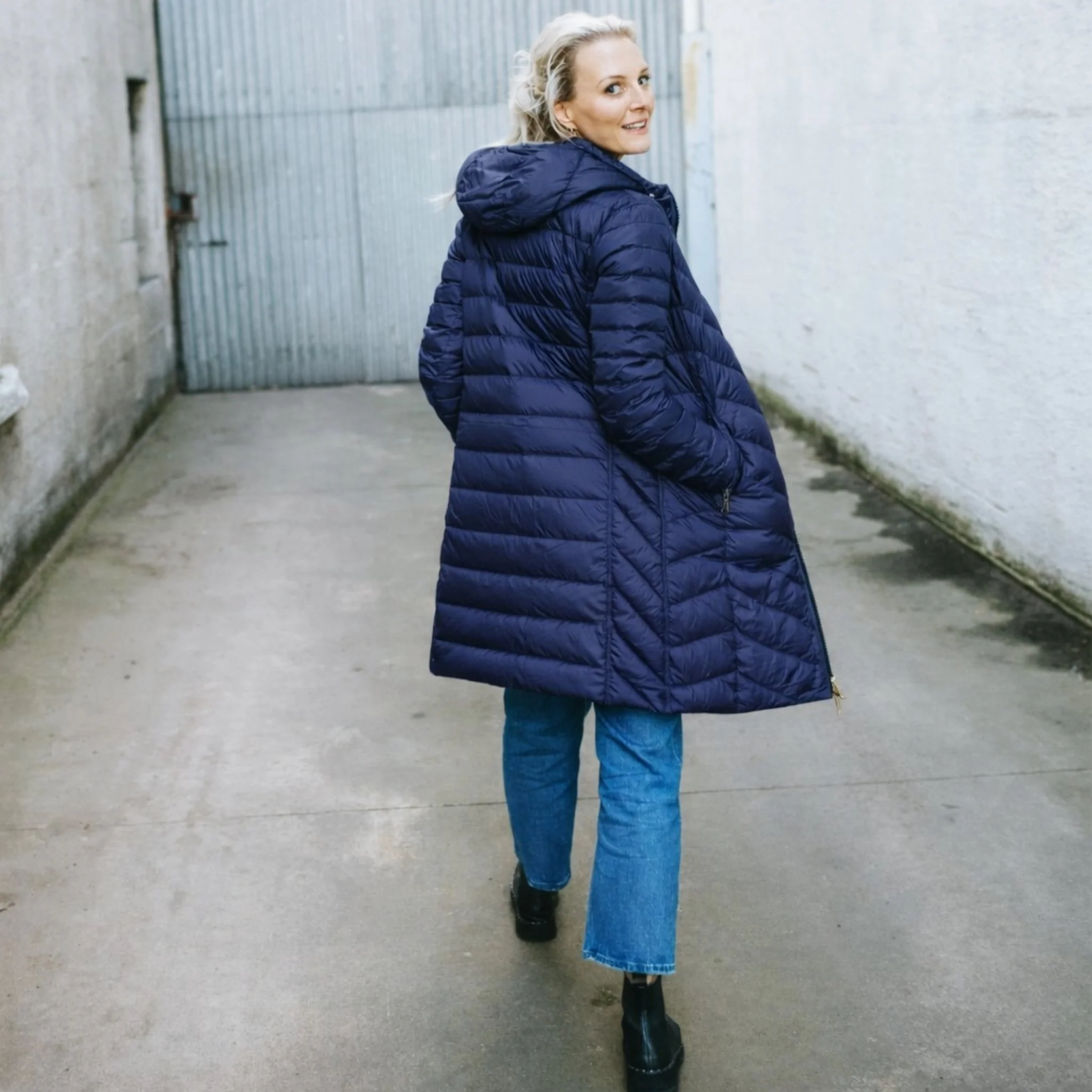 Arnie Reversible Puffer Down Coat - Moonlight/Silver - Image 3