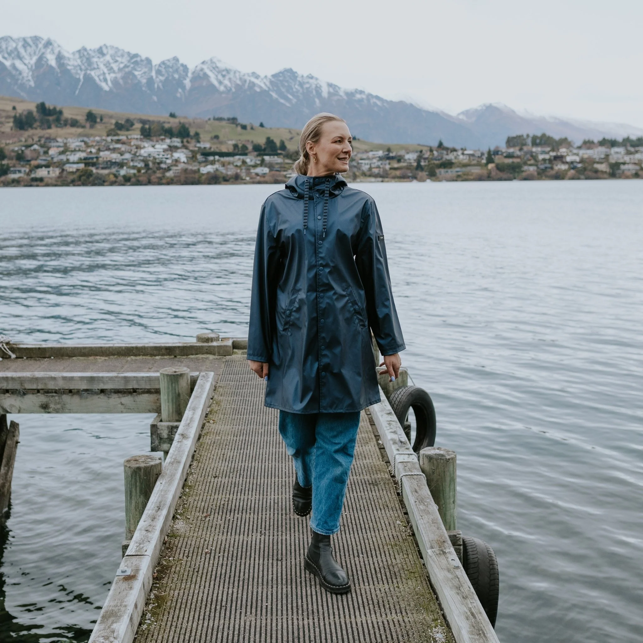 Charlie Raincoat - Metallic Blue - Image 5