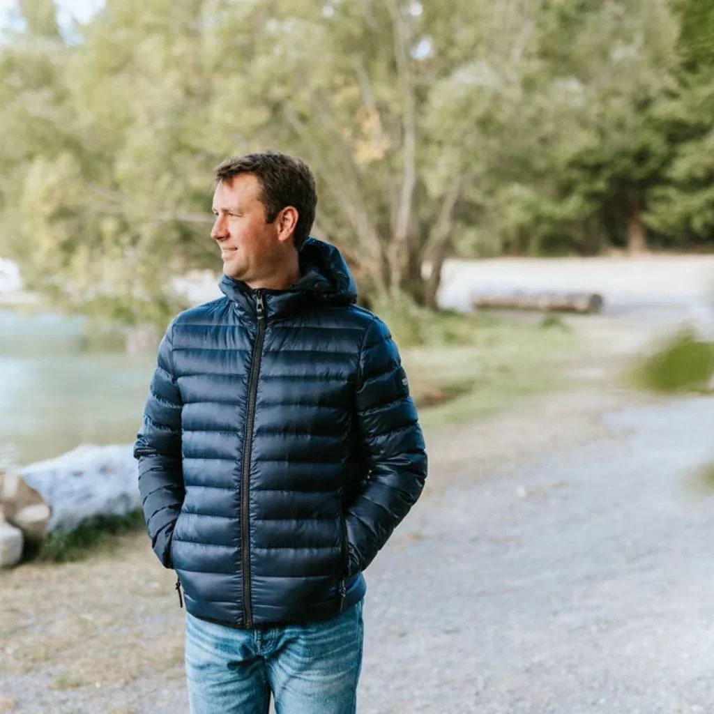 Jimmy Men's 90/10 Packable Down Jacket - Navy - Image 3