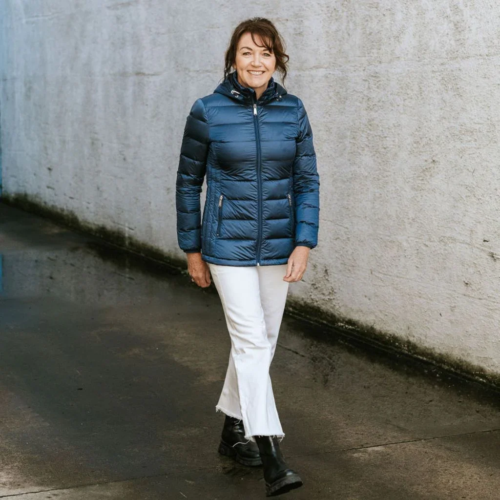 Lynnette Women's 90/10 Packable Down Jacket - Moonlight - Image 2