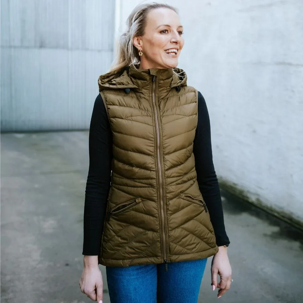 Mary-Claire Women's 90/10 Packable Down Vest - Loden - Image 9