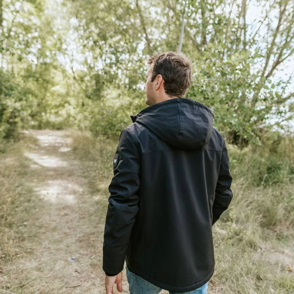 Remy Men's Softshell Jacket - Black - Image 4